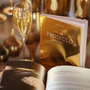 Carte cu Retete Culinare asociate cu Prosecco